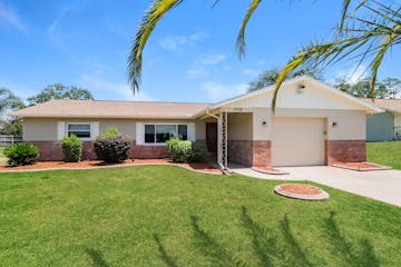 1202 Macfarlane Ave spring hill, FL 34608